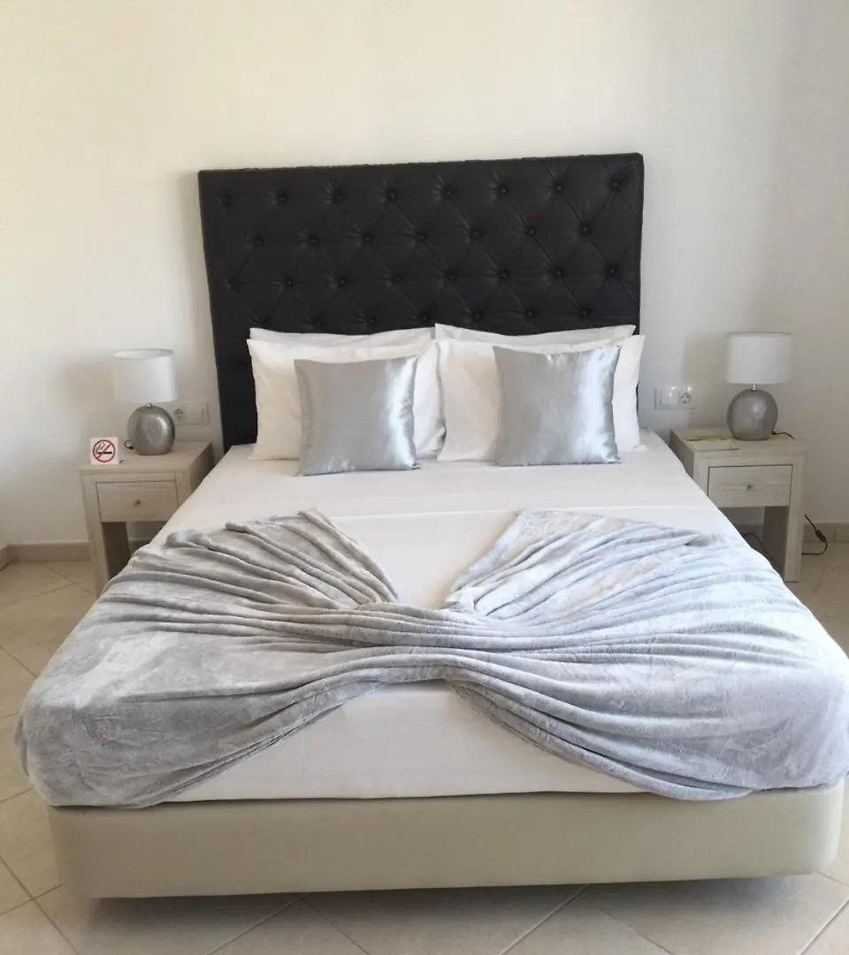 Tarrafal Guest House Praia Couette-café
