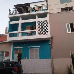 Bed & Breakfast In The Heart Of - Family